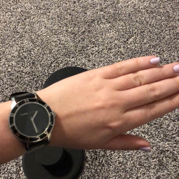 Marc Jacobs Women’s Watch - Picture 7 of 10